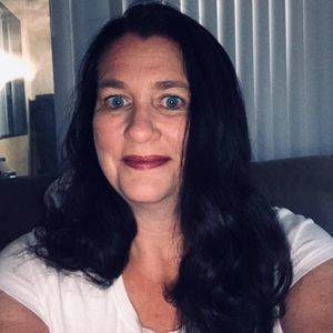 Meet your Posher, Stacie